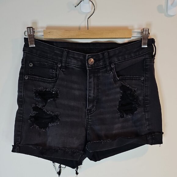 American Eagle Black Size 6 High Rise Distressed Style Jean Shorts - Picture 1 of 8